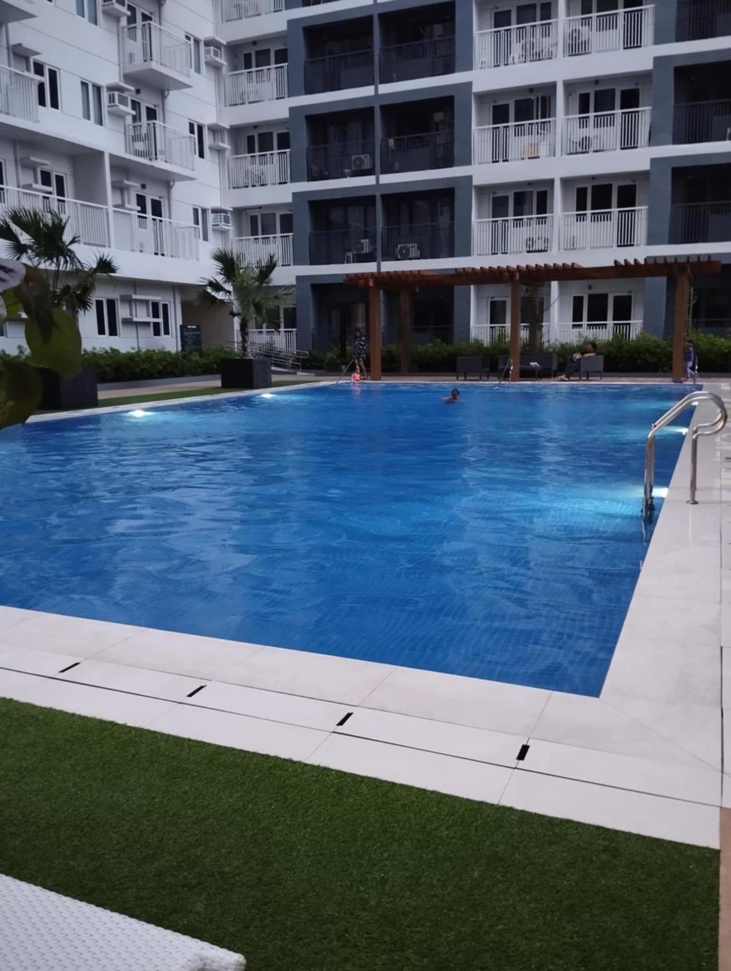 Rj Elite Escape 2Br Condo W Balcony Near Sm Iloilo Exteriér fotografie